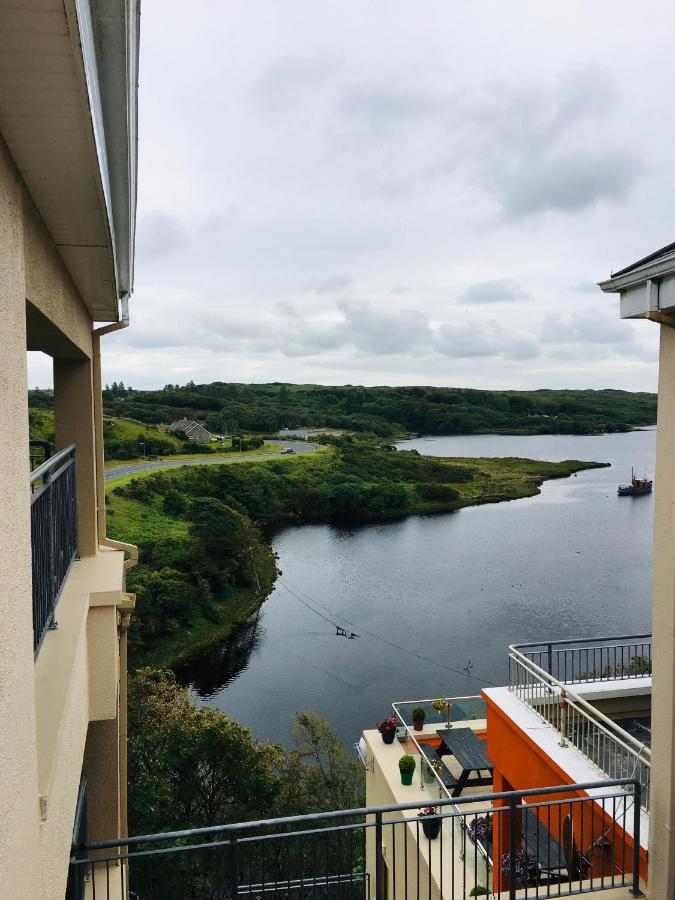 Apartment 8, Clifden Bay Apartments Buitenkant foto